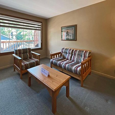 The Grand Tappattoo Resort, Ascend Hotel Collection Otter Lake Екстер'єр фото